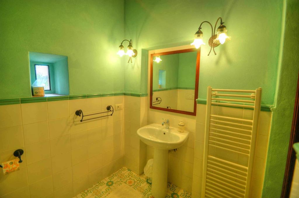 Holiday Home Il Moro Novo กอร์โตนา ห้อง รูปภาพ